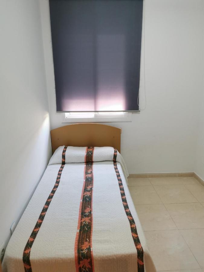 Hostal Residencia Celma Sant Carlos de la Ràpita Eksteriør bilde