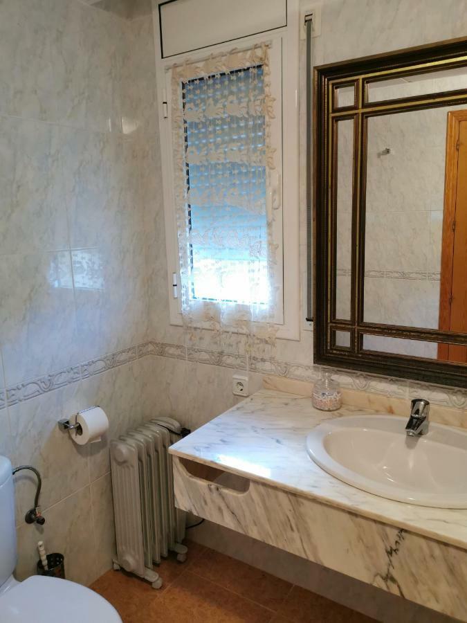 Hostal Residencia Celma Sant Carlos de la Ràpita Eksteriør bilde