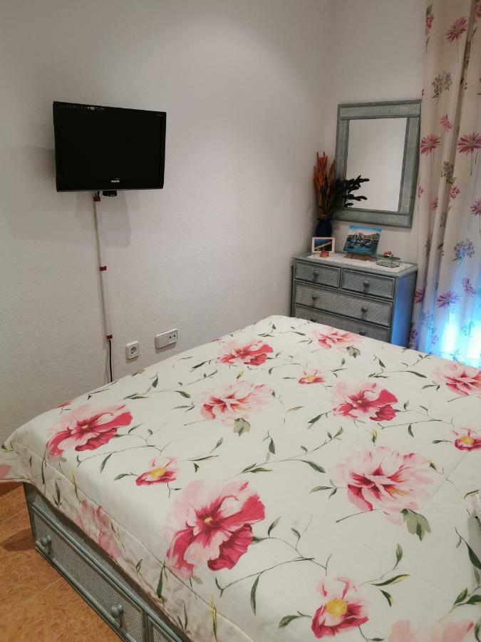 Hostal Residencia Celma Sant Carlos de la Ràpita Eksteriør bilde