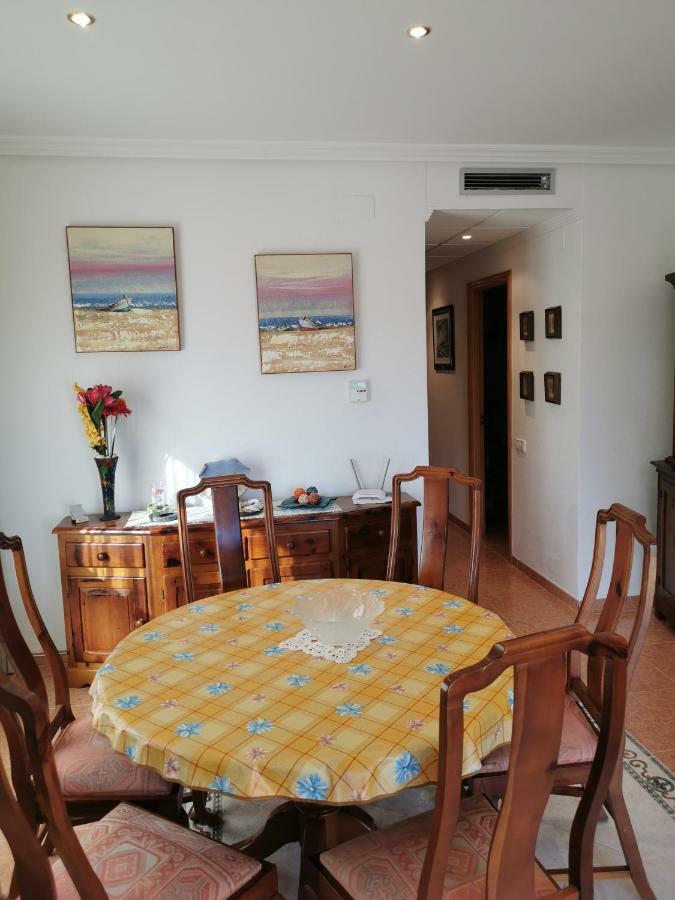 Hostal Residencia Celma Sant Carlos de la Ràpita Eksteriør bilde